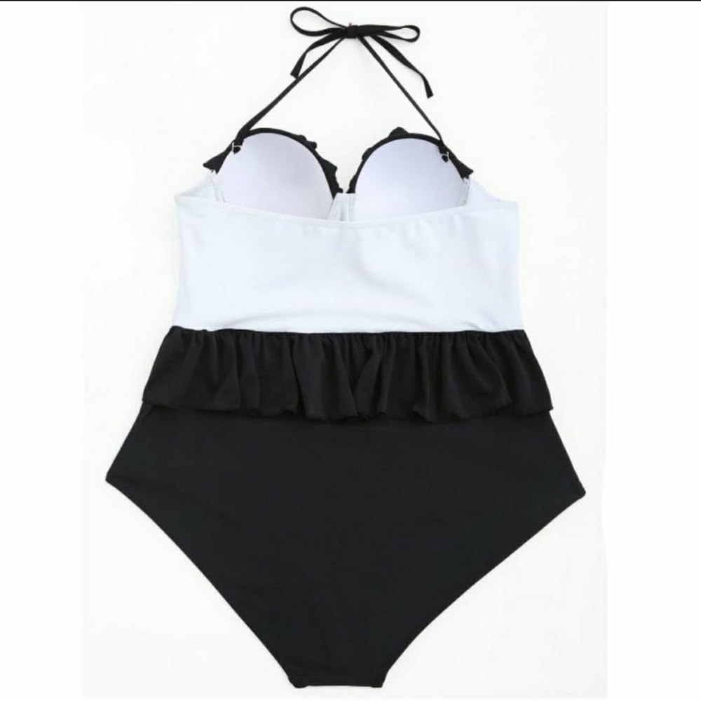 Plus Size Halter Monokini Swimsuit - Picture 4 of 5